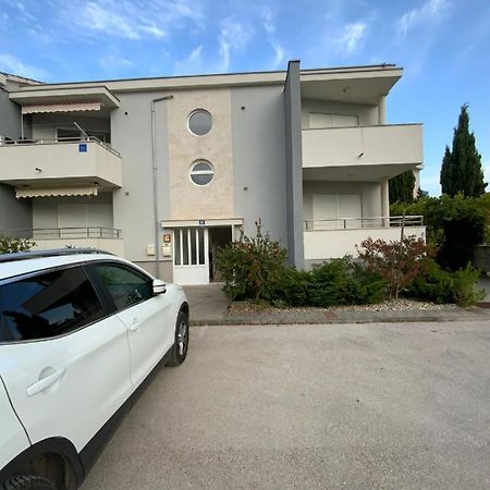 Apartman Lili Zaton  Extérieur photo