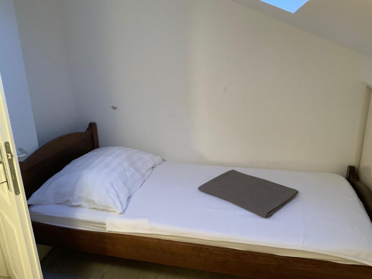 Apartman Lili Zaton  Extérieur photo